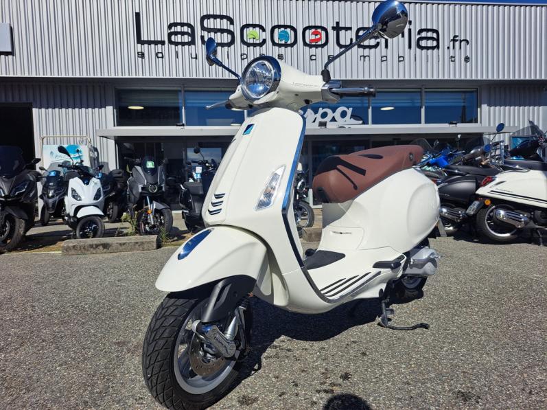 VESPA PRIMAVERA 50